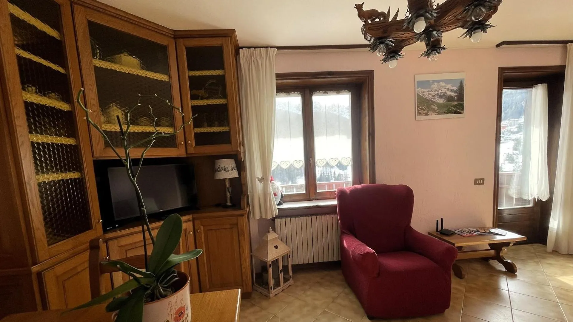 Un Posto Al Sole Lägenhet Semogo